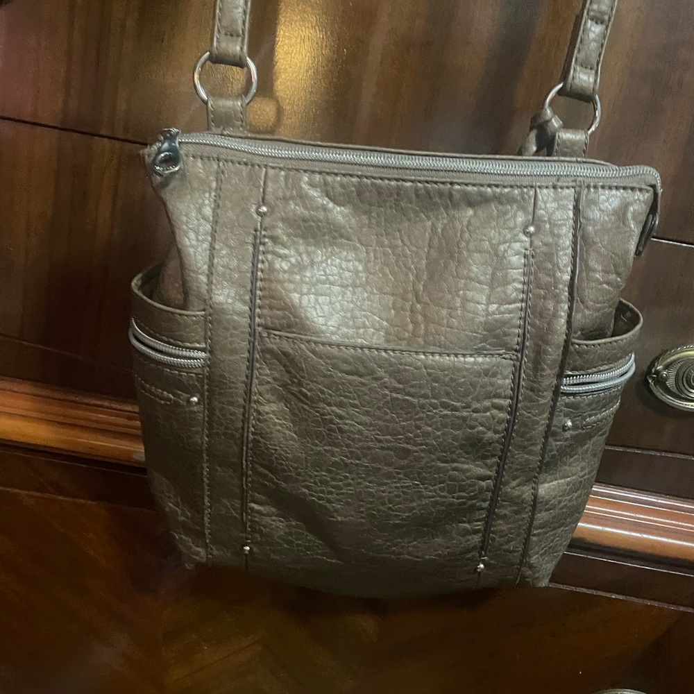 Relic shoulder bag